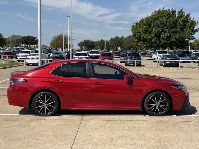 Used 2023 Supersonic Red Midnight Black Metallic Toyota SE image 3