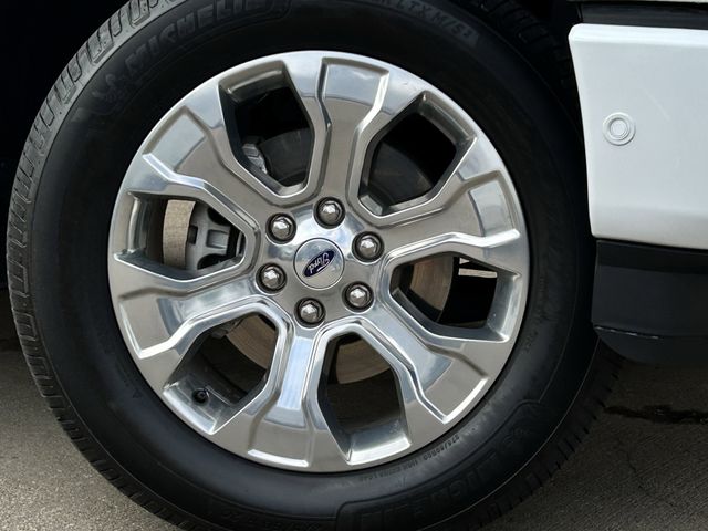 Used 2023 Oxford White Ford Platinum image 12