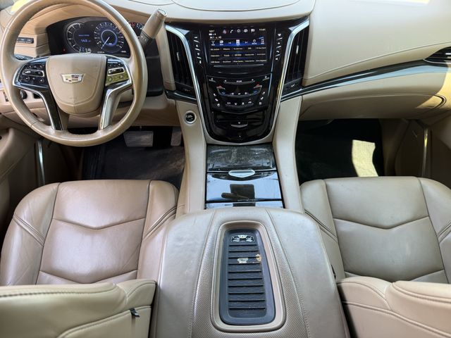 Used 2020 Crystal White Tricoat CADILLAC Platinum Edition image 10