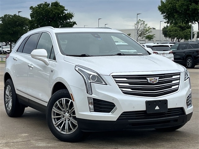 Used 2019 Cadillac XT5 Luxury with VIN 1GYKNCRS4KZ195769 for sale in Arlington, TX