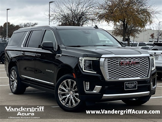2023 GMC Yukon XL Denali's photo