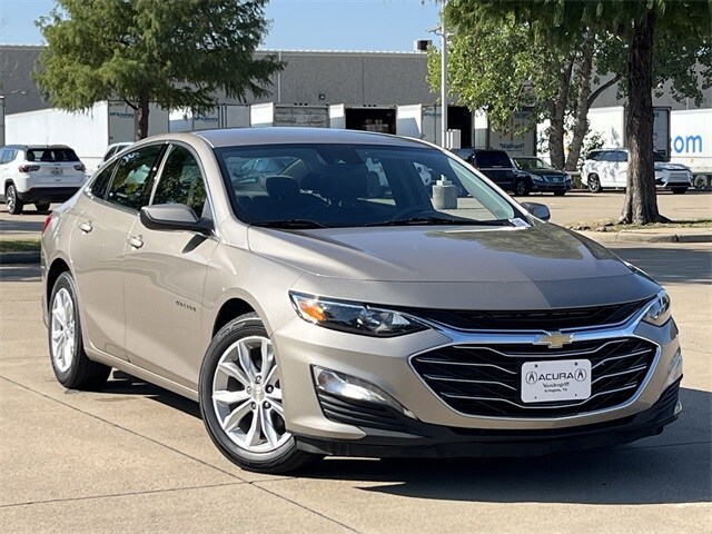 2023 Chevrolet Malibu 1LT photo 2