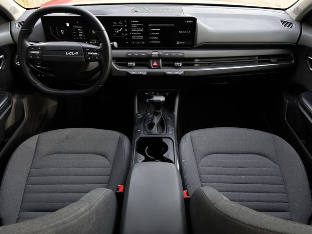 Used 2025 Snow White Pearl Kia EX image 11