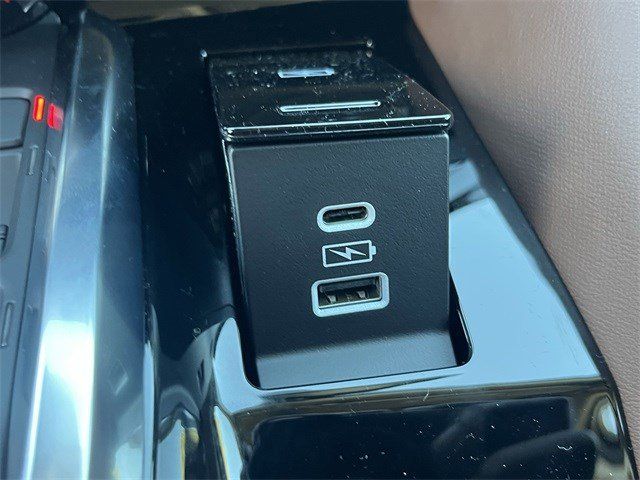 New 2026 Platinum White Pearl Acura SH-AWD Advance Package image 20