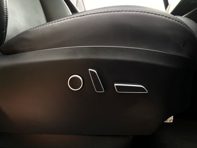 Used 2024 Stealth Gray Tesla Base image 28