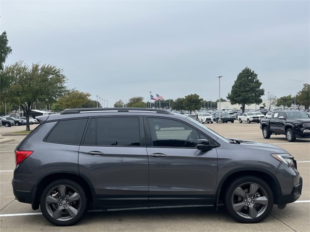 Used 2020 Honda Passport Touring FWD SUV