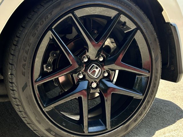 Used 2024 Platinum White Pearl Honda Sport image 11