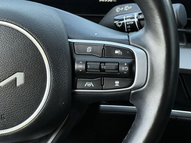 Used 2023 Wolf Gray Kia SX-Prestige image 14