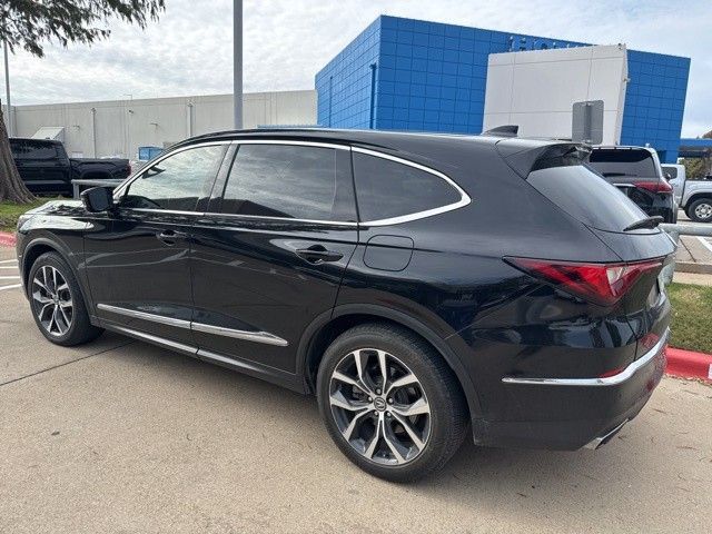Used 2023 Majestic Black Pearl Acura Technology image 4