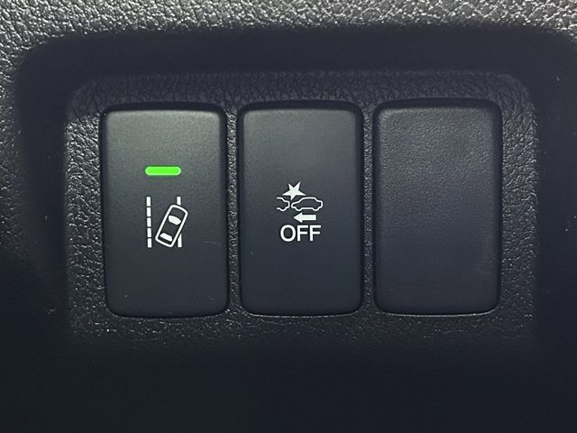 Used 2021 Majestic Black Pearl Acura Premium Package image 24