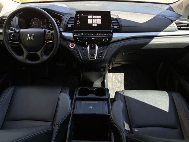 Used 2025 Modern Steel Metallic Honda EX-L image 11