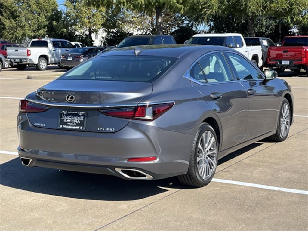 Used 2021 Lexus ES 350 Luxury Sedan