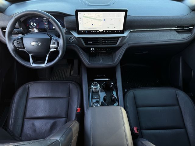 Used 2025 Agate Black Metallic Ford Platinum image 10