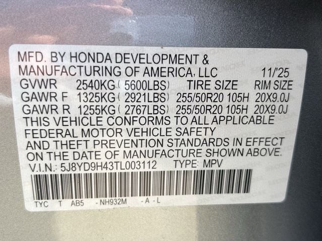 Used 2026 Solar Silver Metallic Acura Technology Package image 39