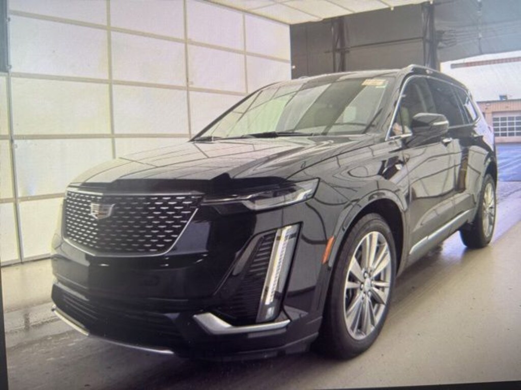 Used 2024 CADILLAC XT6 Premium Luxury SUV