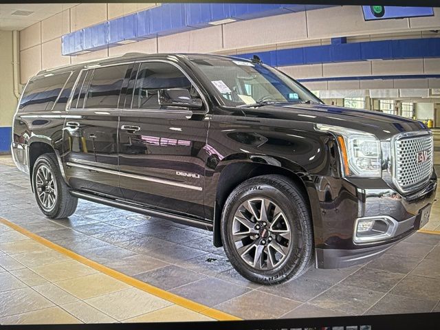 2016 GMC Yukon Denali AWD's photo