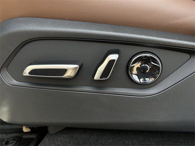 New 2026 Majestic Black Pearl Acura SH-AWD Technology Package image 27