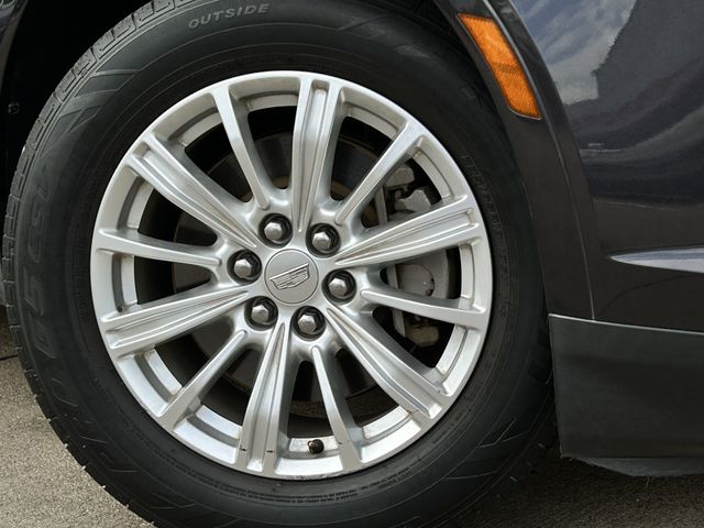 Used 2018 Dark Granite Metallic CADILLAC Base image 12