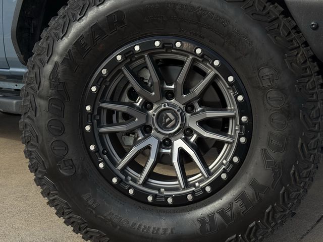 Used 2024 Azure Gray Metallic Tri-Coat Ford Wildtrak image 9