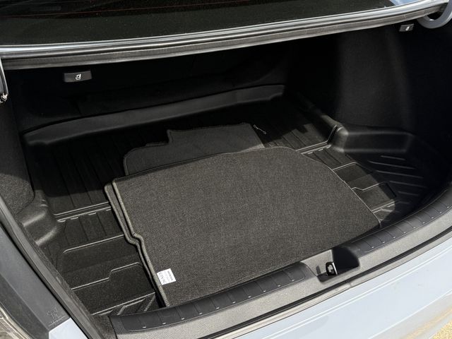 Used 2024 Sonic Gray Pearl Honda Base image 28