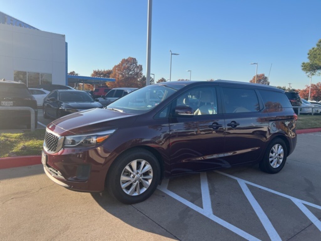Used 2016 Kia Sedona LX FWD Van