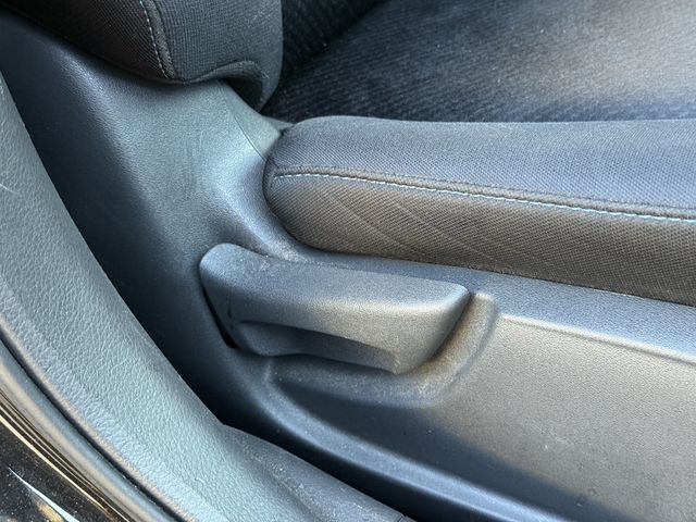 Used 2017 Super Black Nissan 2.5 SR image 26