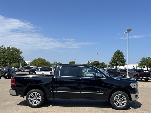 2024 Ram 1500 Limited photo 3