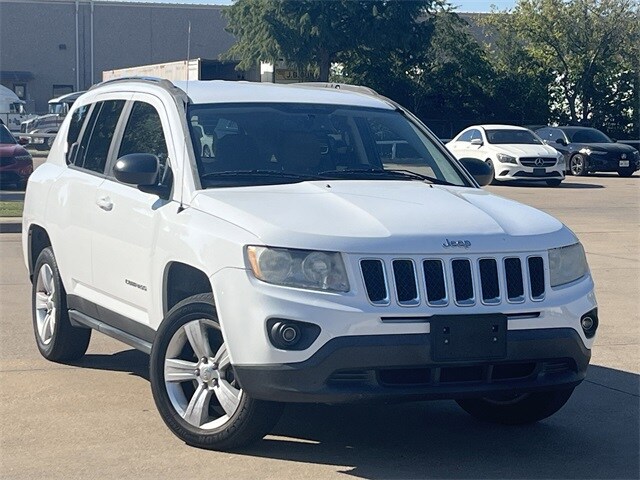 2012 Jeep Compass Latitude photo 2