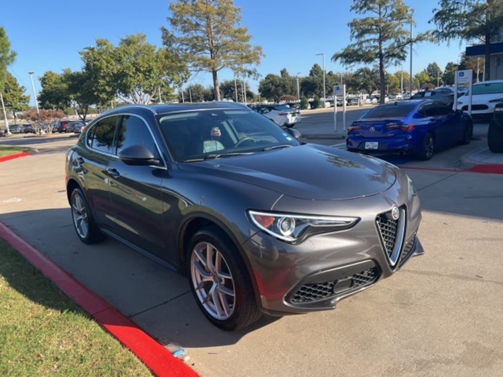 Used 2018 Alfa Romeo Stelvio SUV