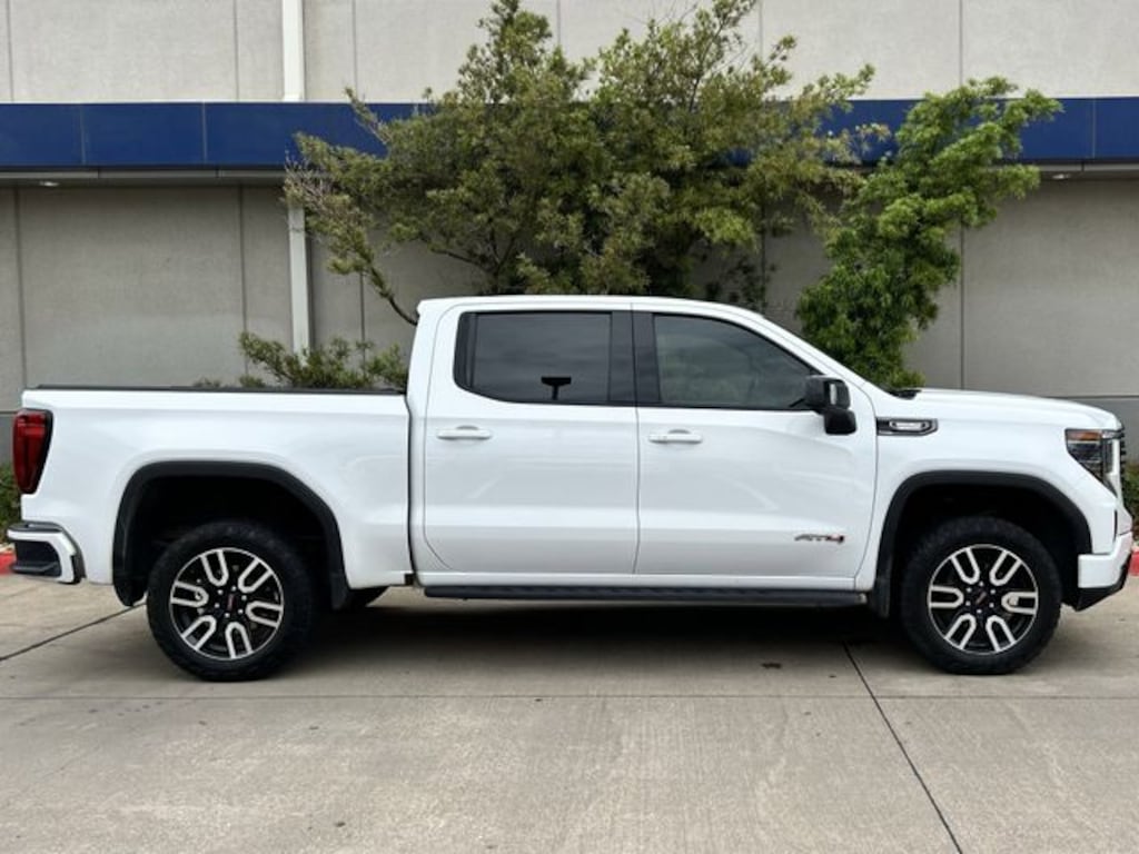 Used 2023 GMC Sierra 1500 AT4 Truck Crew Cab