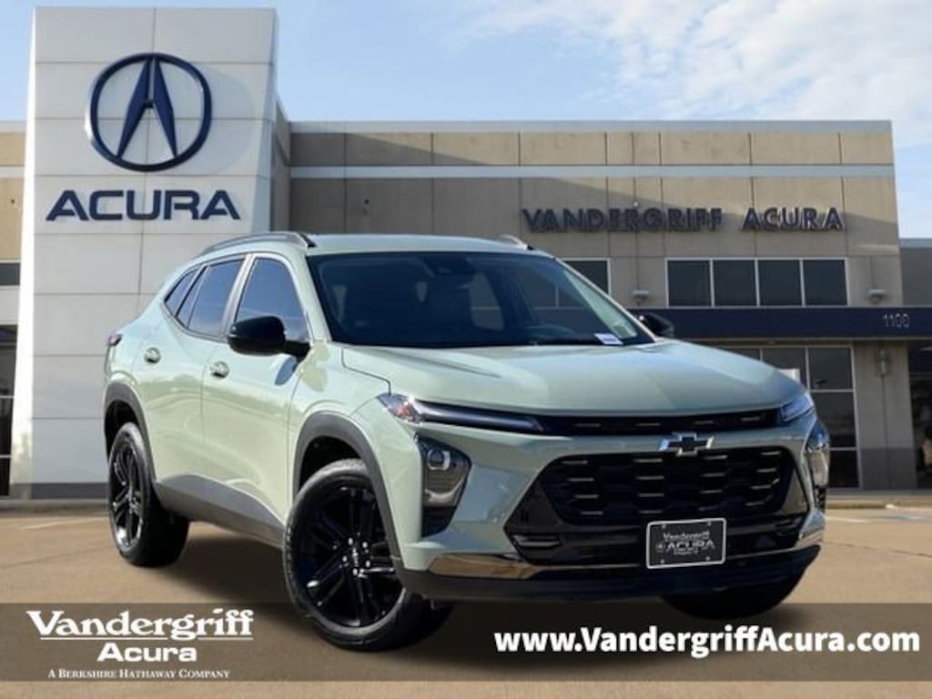 Used 2025 Chevrolet Trax Activ SUV