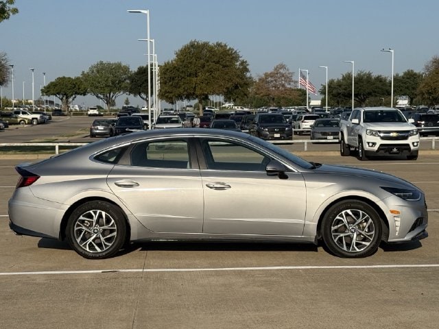 Used 2023 Curated Silver Hyundai SEL image 3