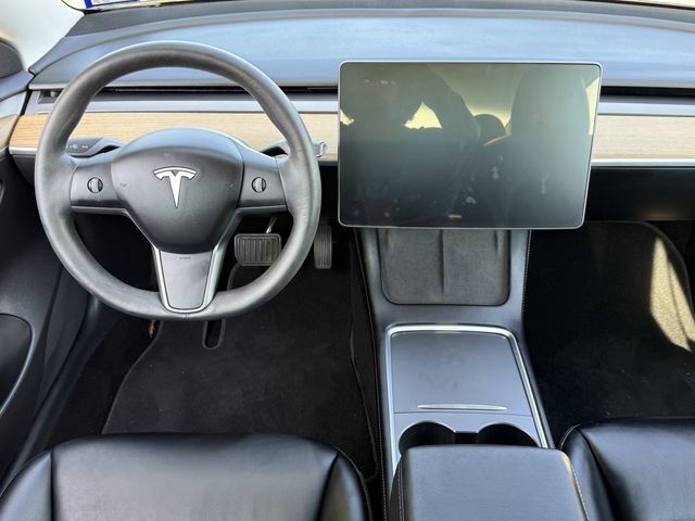 Used 2022 Pearl White Multi-Coat Tesla Long Range image 11