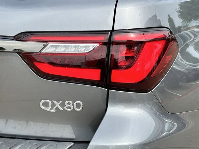 Used 2021 Graphite Shadow INFINITI Premium Select image 8