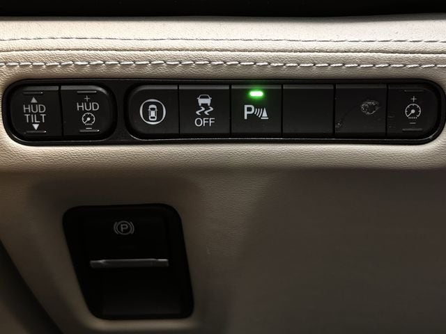 Certified Used 2024 Platinum White Pearl Acura Advance image 23