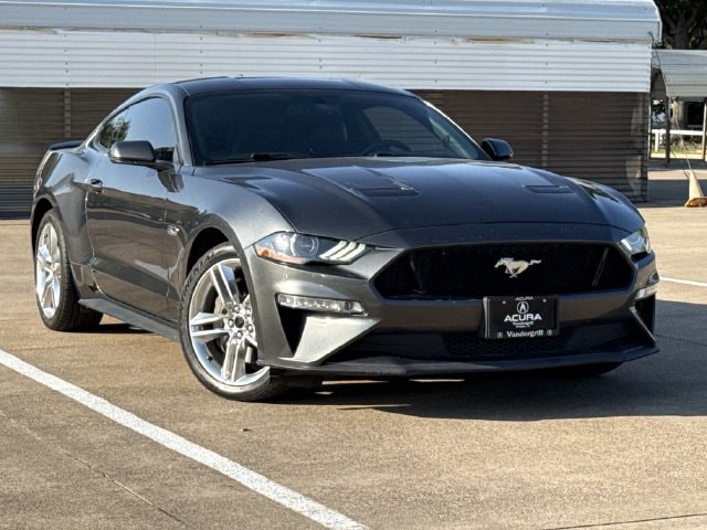 Used 2020 Magnetic Metallic Ford GT Premium image 2