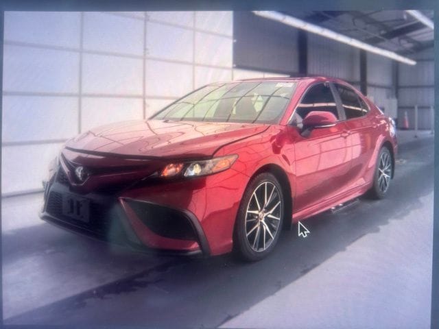 Used 2023 Supersonic Red Midnight Black Metallic Toyota SE image 2