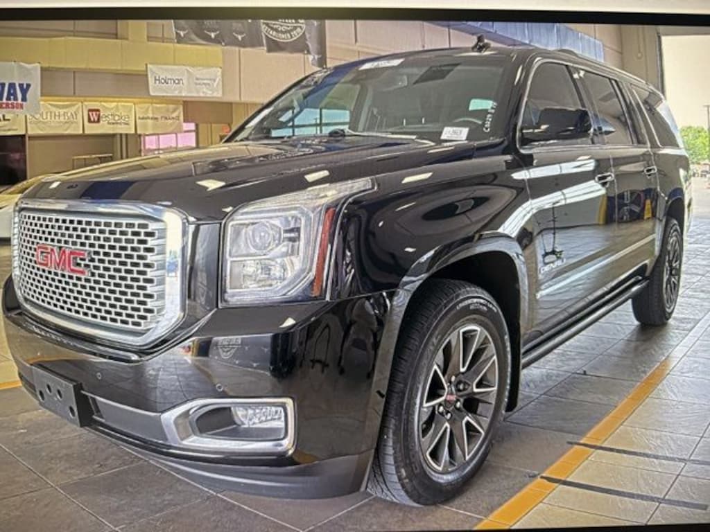 Used 2016 GMC Yukon XL Denali SUV