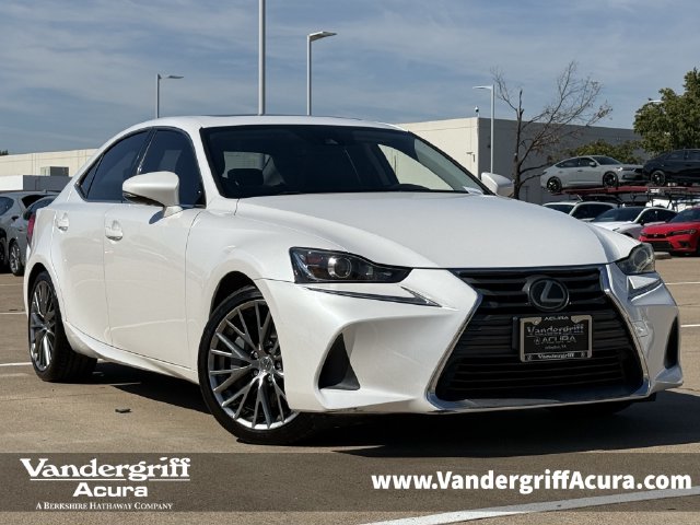2017 Lexus IS