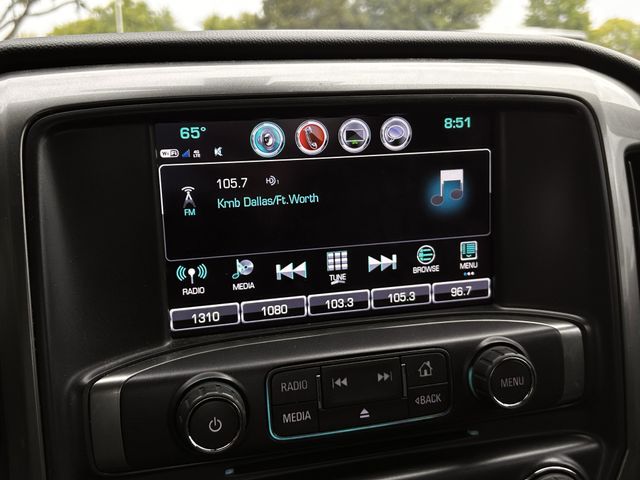 Used 2018 Summit White Chevrolet LT image 20