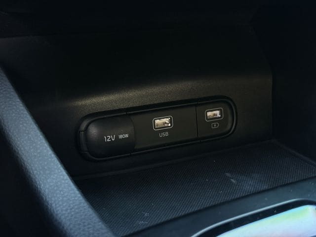 Used 2024 Wolf Gray Kia GT-Line image 18