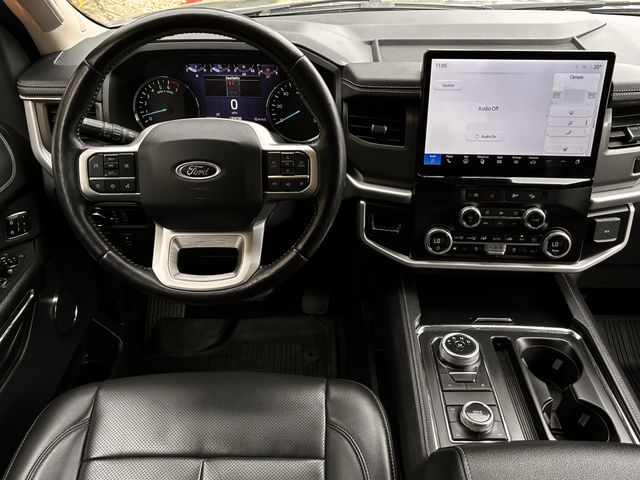 Used 2024 Iconic Silver Metallic Ford XLT image 13