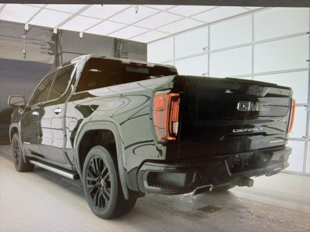 Used 2020 Onyx Black GMC Denali image 3