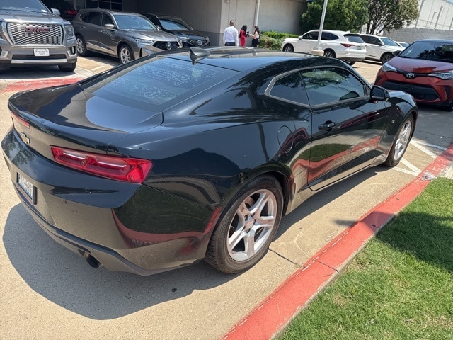 Used 2018 Chevrolet Camaro 1LT with VIN 1G1FB1RX2J0145562 for sale in Irving, TX