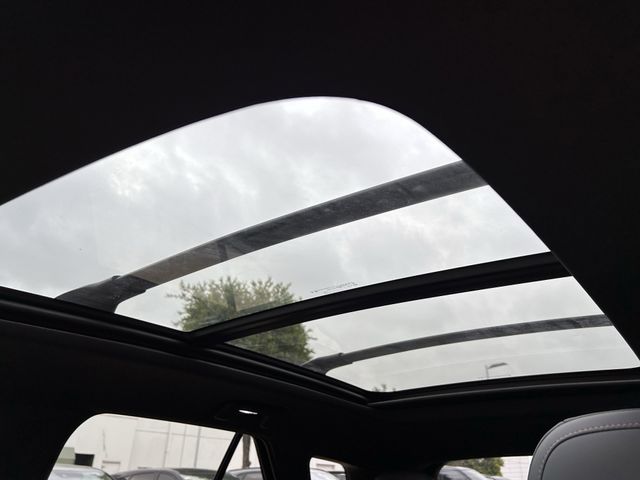 Used 2024 Sonic Gray Pearl Honda Touring image 26