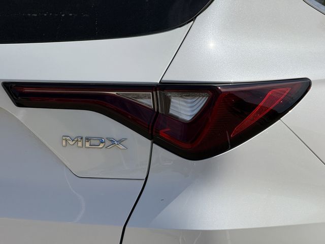 Certified Used 2025 Platinum White Pearl Acura Technology Package image 7