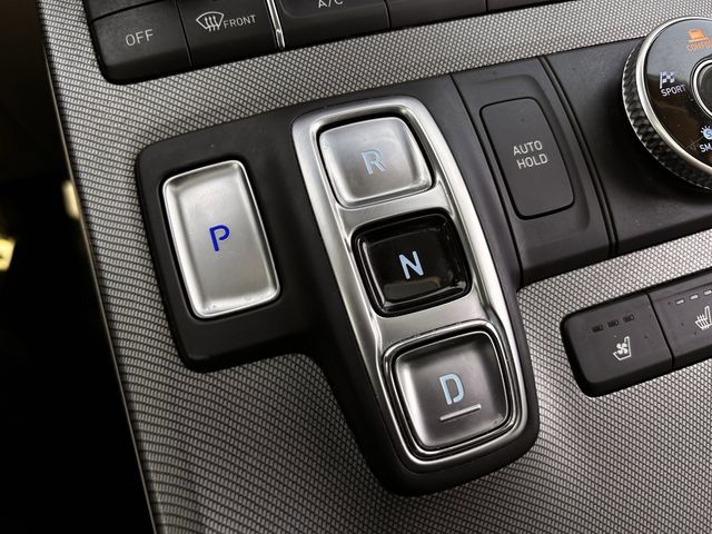 Used 2021 Hyper White Hyundai Calligraphy image 25