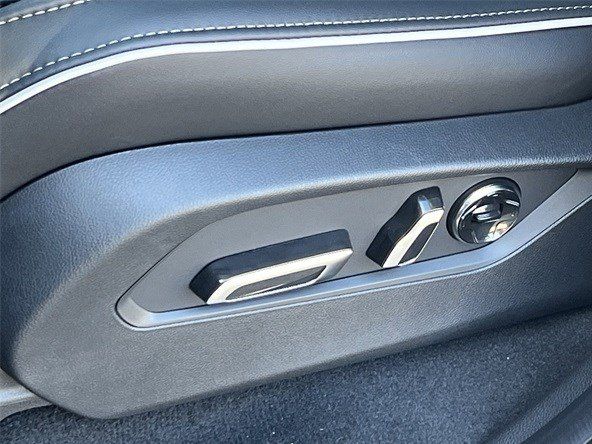 New 2026 Platinum White Pearl Acura SH-AWD Advance Package image 28