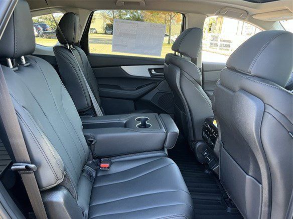 New 2026 Platinum White Pearl Acura Technology Package image 32
