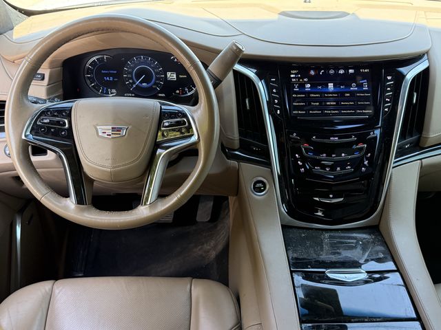 Used 2020 Crystal White Tricoat CADILLAC Platinum Edition image 11